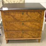 400 2647 CHEST OF DRAWERS
